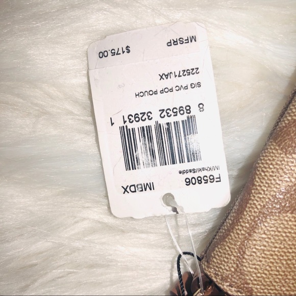 Coach signature wristlet NWT - Picture 5 of 6